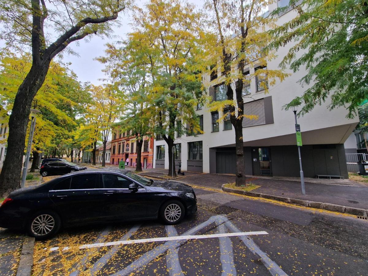 Ota-Group Luxury Selection Lägenhet Bratislava Exteriör bild